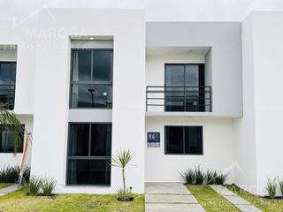 Casa En Venta 105 m2 3 recámaras casa club alberca y gran diseño