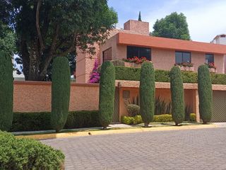Casa en Venta en Paseo de las Palmas en Huixquilucan Edo. Mex.