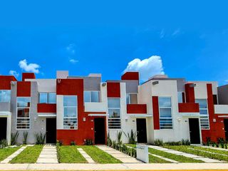 Casa en venta de 2 recámaras en Toluca, Fraccionamiento La Florida