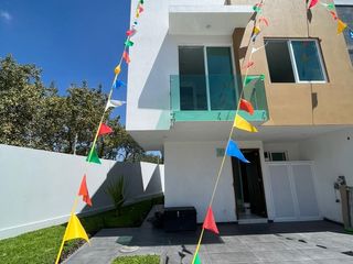 Venta de Casa en la Rua Residencial San Agustín, Tlajomulco Jal.