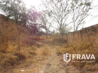 VENTA DE TERRENO EN TLAQUEPAQUE EN COLONIA TATEPOSCO