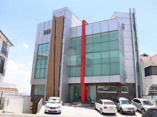 Renta de Edificio para oficinas corporativas en Milenio III, Querétaro