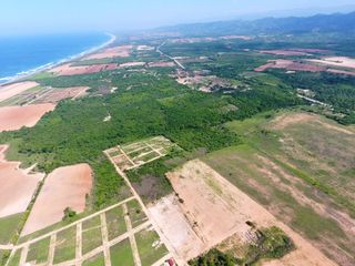 LOTES EN PLAYA TIERRA BLANCA