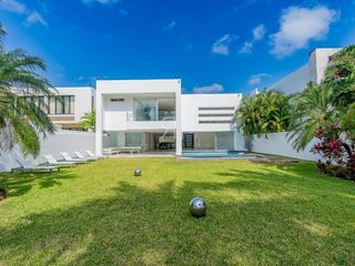 Casa en venta y renta en Cancún, Residencial Villa Magna.