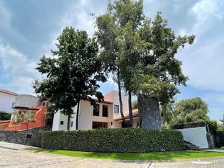 VENTA Hermosa casa diseño Legorreta, Club de Golf Los Encinos, Lerma Edo de Mex