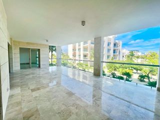 Exclusivo departamento en renta en Residencial La Amada, en Playa Mujeres.