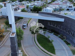 TERRENO PREMIUN EN RUSCELLO COTO PRIVADO CERCA DEL TEC DE MONTERREY