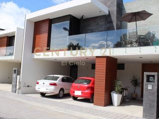 Casa en Venta en Mallorca Park, zona Atlixcayotl, Tlaxcalancingo, Puebla