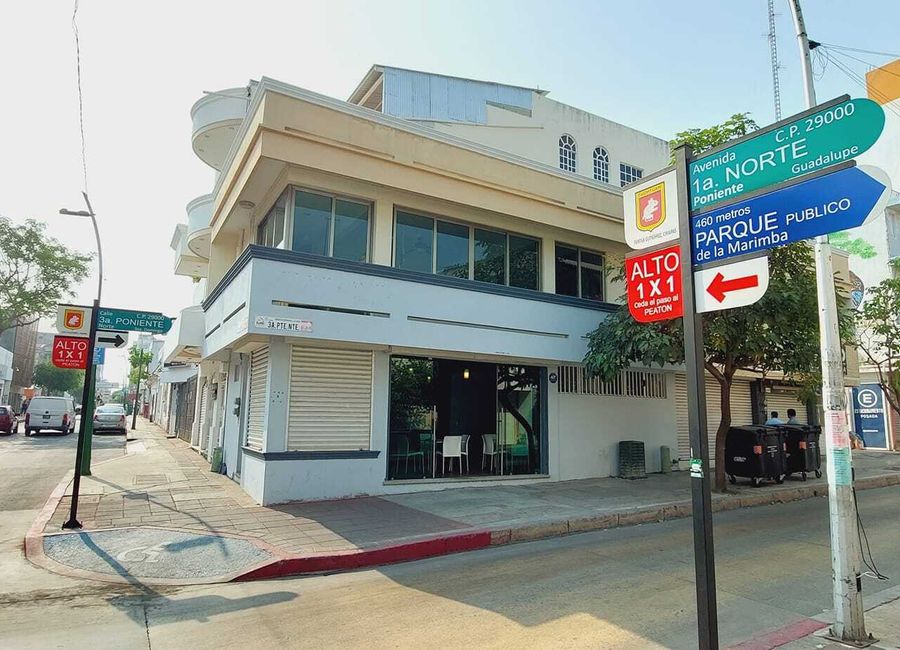 SE RENTA LOCAL PARA OFICINAS, LOCAL COMERCIAL EN 1 NORTE ESQUINA 3 PTE ...