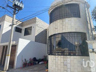 Casa en venta en Paseos de las Reynas en Pachuca