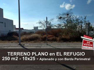 Se Vende Terreno PLANO en EL REFUGIO - 250 m2, Av Principal, GANALO !!