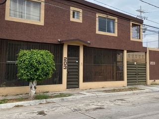 Casa amplia frente area verde en Venta en San Isidro primera seccion