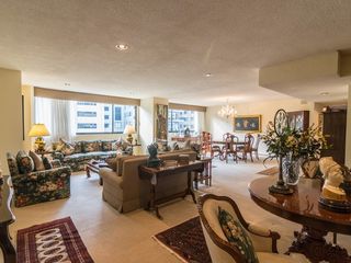 Tamarindos 90, Paseo de los Tamarindos, Bosques de las Lomas, Ciudad de México, CDMX, México - Photo 1