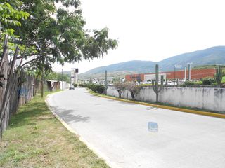 TERRENO COMERCIAL EN RENTA