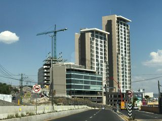 Departamento AMUEBLADO en RENTA cerca del Tec de Monterrey, en Balcones Coloniales, Querétaro.