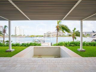 Exclusivo departamento en venta en Cancún, ubicado en Puerto Cancún.