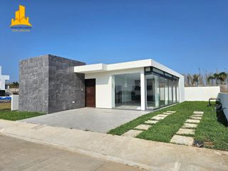 Casa en Venta de 1 Piso en el Fraccionamiento Río del Dorado, Ver