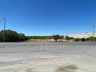 Terreno Industrial ó comercial en Venta en Cadereyta!!