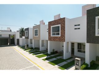 Casa nueva en venta en Fraccionamiento, Cuautlancingo, Puebla.