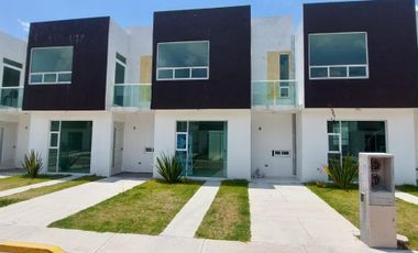 Casa en venta con dos habitaciones en Apizaquito, Tlaxcala.