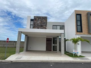 Casa nueva de 3 habitaciones en venta en Lomas de la Rioja, Alvarado, Veracruz.