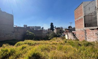 Terreno habitacional en venta en La Retama, Toluca, México