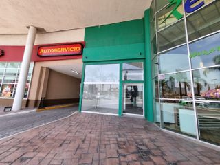 RENTA DE LOCAL DE 98m2 EN PLANTA BAJA VISIBLE DESDE ATLIXCAYOTL, PALMAS PLAZA!!!