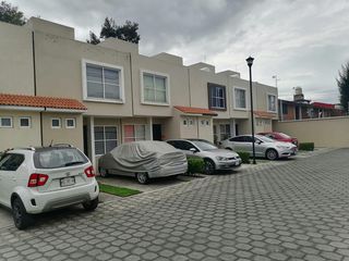 Casa en venta, Col. Independencia, Toluca, Edo. de México.
