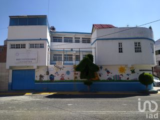 Se vende edificio para oficinas o preescolar en Tlalnepantla, Edo de Mex.