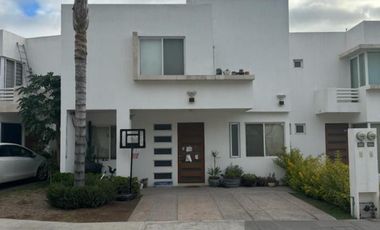 SE VENDE CASA EN VILLA DE POZOS