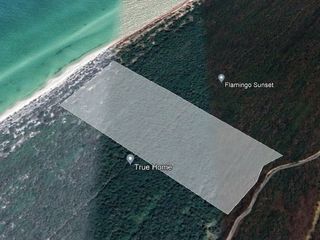 Terreno de 180 más lineales de playa en Celestun