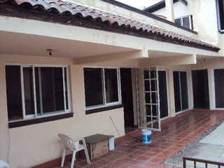 Atención Inversionistas, Propiedad con Dos Bonitas Casas, Estilo Cuernavaca