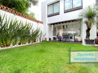Casa en Venta en Fracc. Villa Verdun