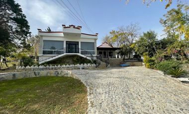 Quinta en Venta en Las Cristalinas, Santiago, Nuevo León