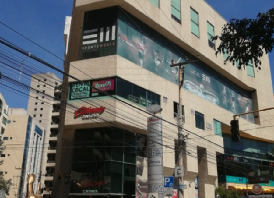 Local Plaza Comercial en Renta, Naucalpan de Juárez, Estado de México