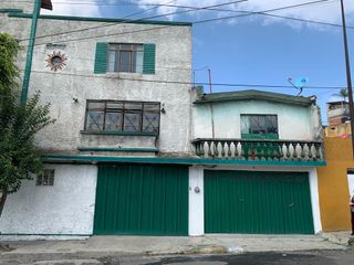 Casa en Venta - Lomas 5 de Mayo