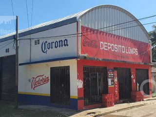 Renta de Local Comercial o Bodega de 150 m2 en esquina de calle San Martín, Col. Lomas de Barrillas, Coatzacoalcos, Ver.