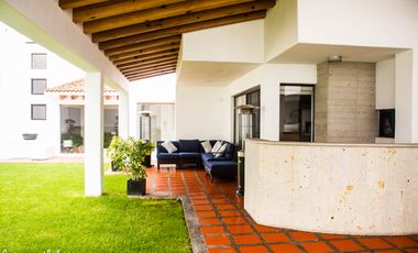 CASA EN VENTA EN LOMAS 4ta SECC