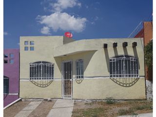 Casa de 2 recamaras Fracc. San Camilo Pachuquilla Hidalgo