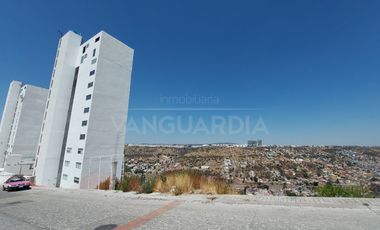 Excelente terreno habitacional con hermosa vista a la cañada. Milenio, Querétaro