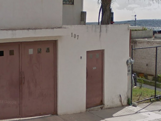 Casa en Paseo del Arado, Colonia La Ermita en Leon Guanajuato a precio de remate