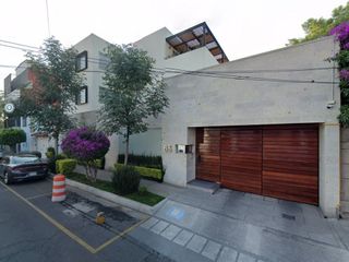 Hermosa y amplia casa en remate en Toriello Guerra, Tlalpan!