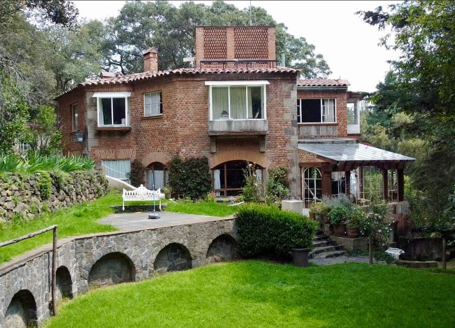 Preciosa Casa en Venta en Tlalpuente, Arq. Manuel Parra