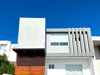 Hermosa y Moderna Residencia en Condominio, Zibatá, Querétaro, Qro.