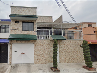 Casa en venta cerca de Hospital de Petróleos Mexicanos