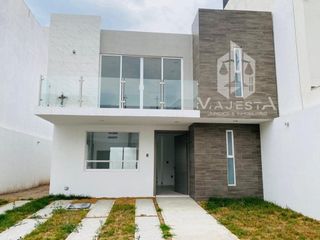 VENTA DE CASA EN GRAN DIAMANTE