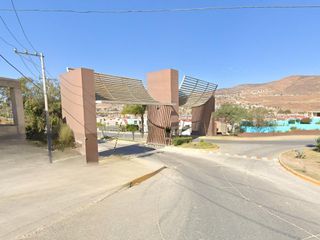 Casa en Col. Ribera del bosque, Tijuana, Baja California., ¡Compra directa con el Banco, no se aceptan créditos!