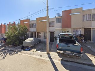 AGP VENTA DE CASA EN RECUPERACIÓN UBICADA EN LOS VALLES, TIJUANA, BAJA CALIFORNIA.