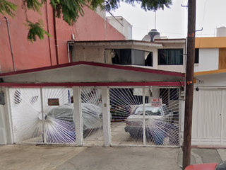 CASA EN TLALNEPANTLA, ESTADO DE MÉXICO