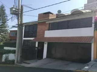 Casa En venta Remate Bancario Cercana Al Metro Tacubaya.